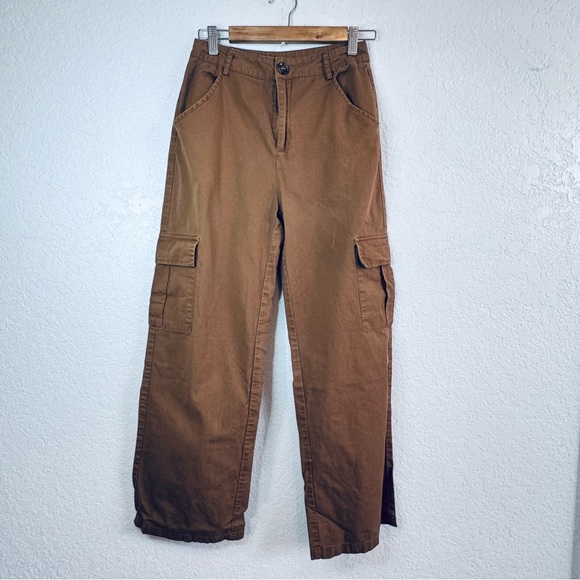 EllyJace | Mid-Rise Utility Wide Leg Cargo - Picture 2 of 10
